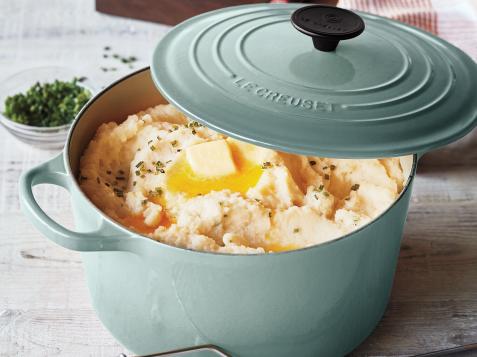 Sur La Table's Cookware Sale Is Happening Right Now! Here's What You Should Buy