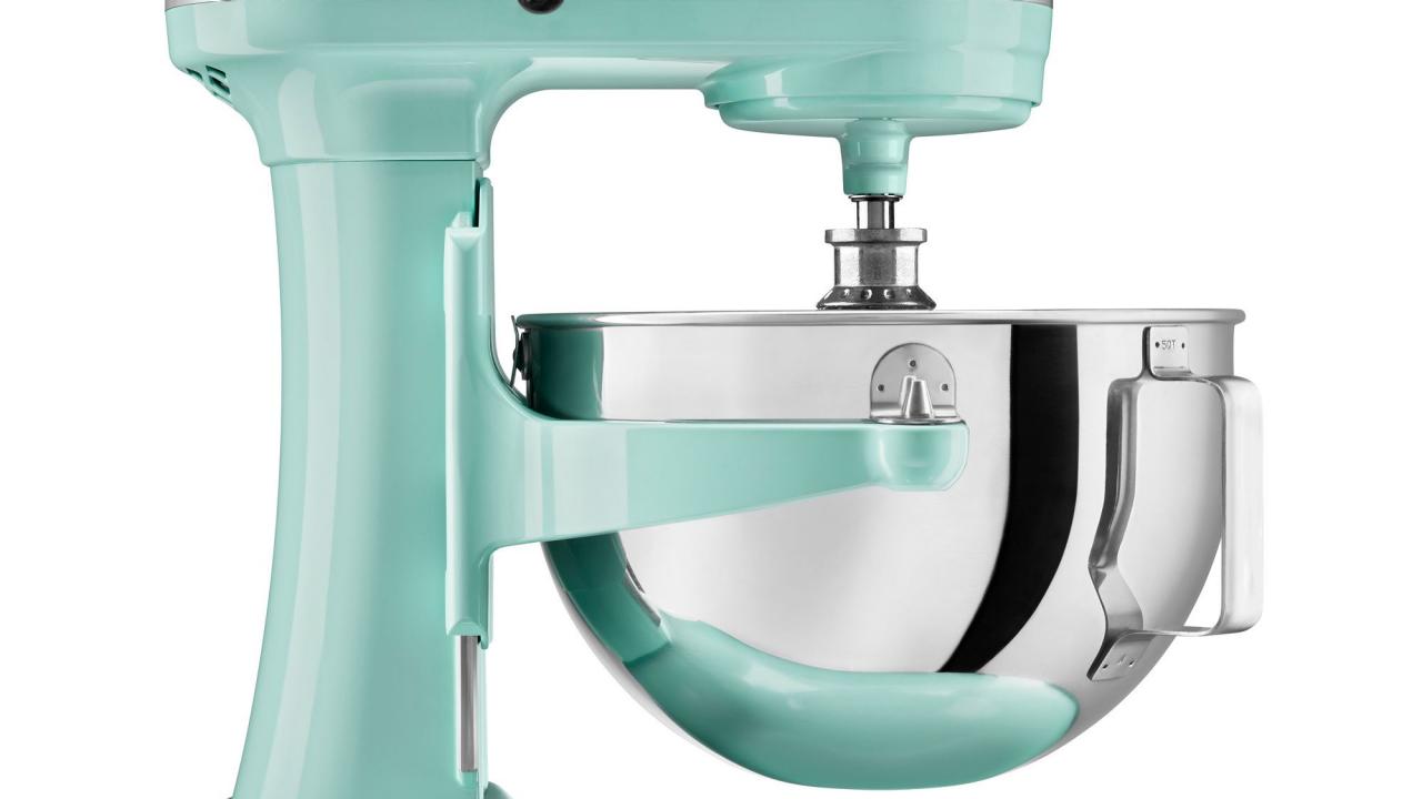KitchenAid mixer: Get $150 off this popular KitchenAid Series 5 mixer