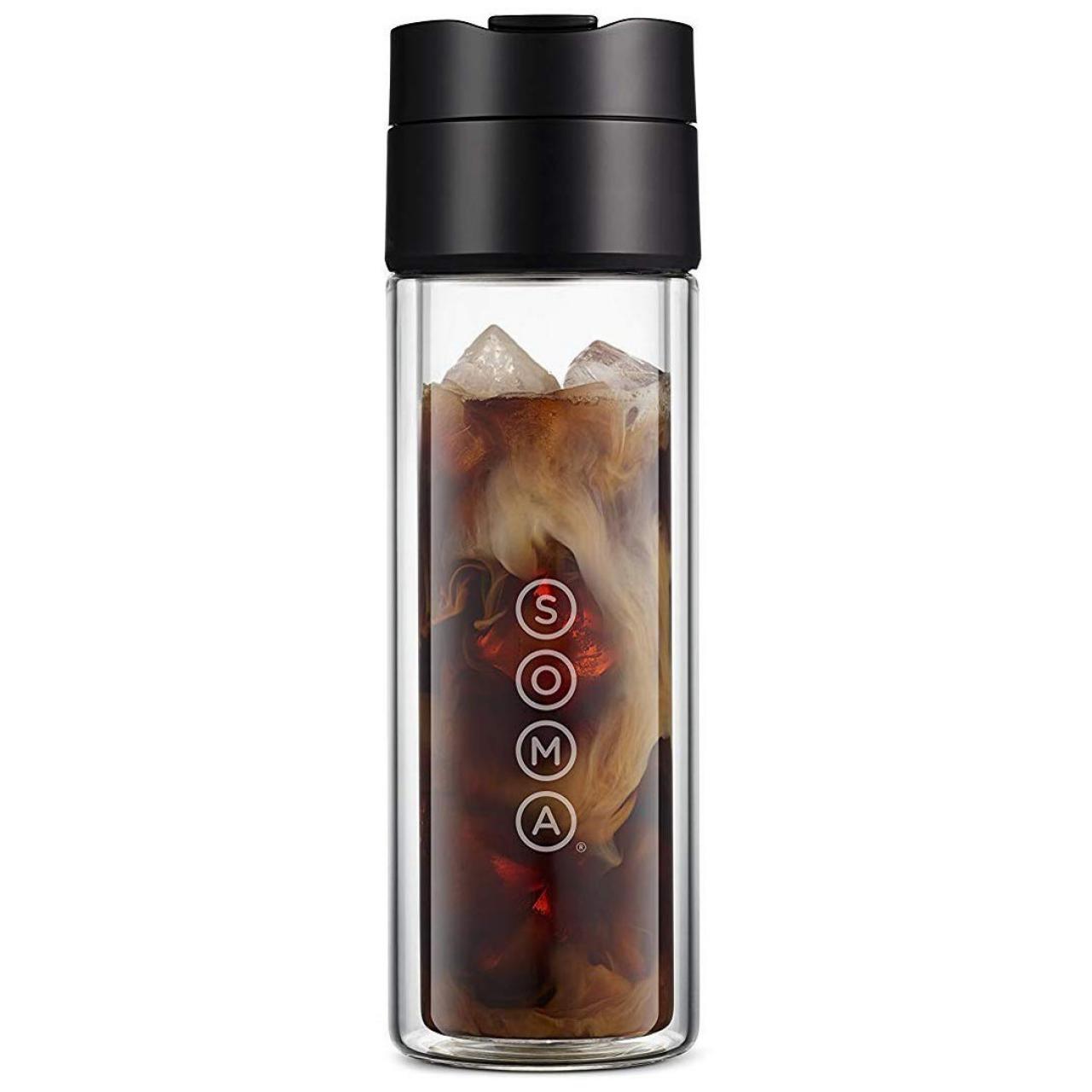https://food.fnr.sndimg.com/content/dam/images/food/products/2019/3/8/rx_soma-water-bottle-amazon-4x3.jpg.rend.hgtvcom.1280.1280.suffix/1552083979611.jpeg