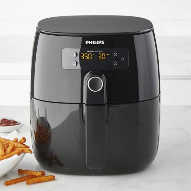 https://food.fnr.sndimg.com/content/dam/images/food/products/2019/5/16/rx_philips-airfryer-with-turbostar-avance.jpeg.rend.hgtvcom.616.616.suffix/1558030037912.jpeg