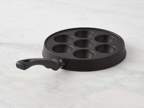 Do You Own This Crazy-Popular Pancake Pan?
