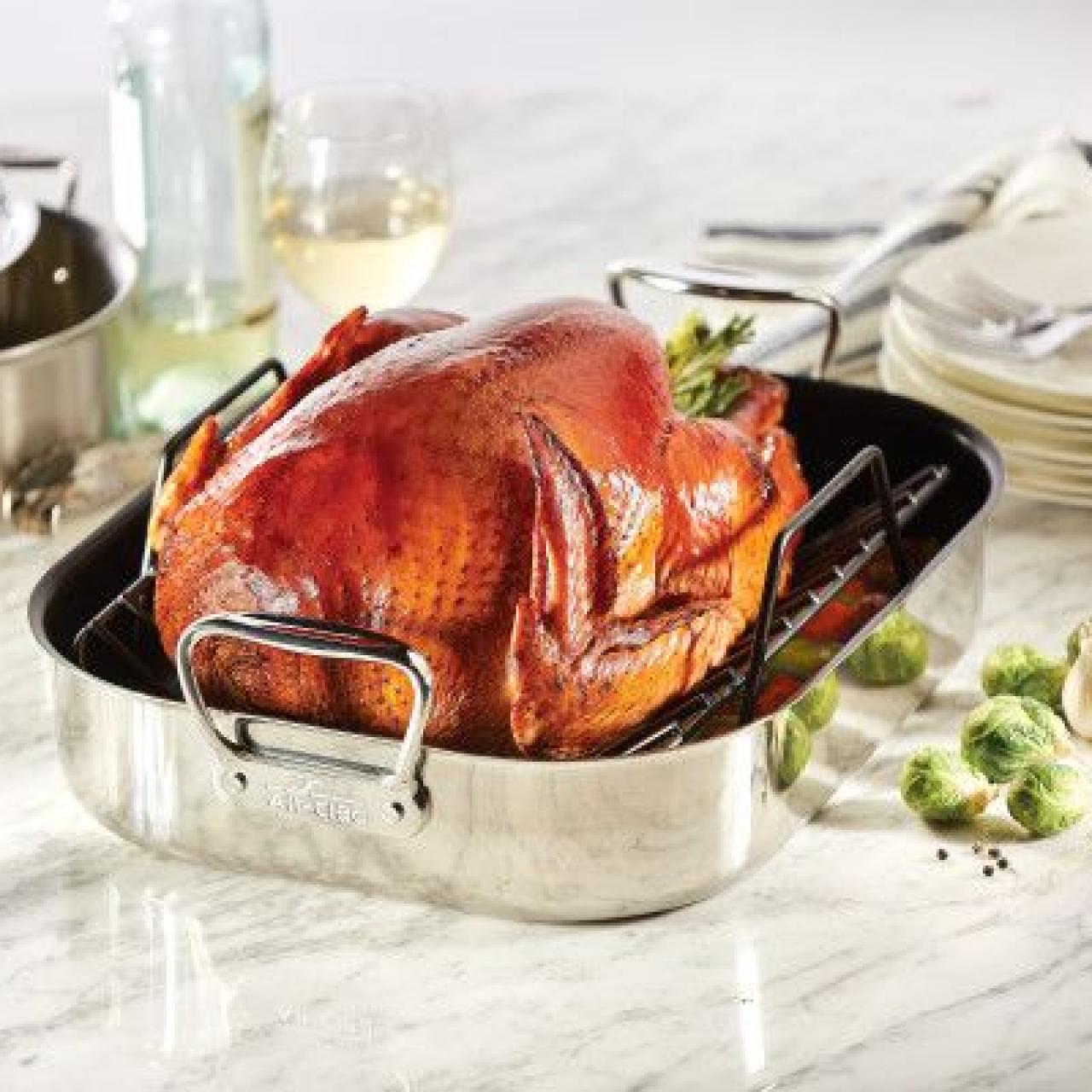 https://food.fnr.sndimg.com/content/dam/images/food/products/2020/1/17/rx_all-clad-nonstick-large-roaster.jpeg.rend.hgtvcom.1280.1280.suffix/1579298254756.jpeg