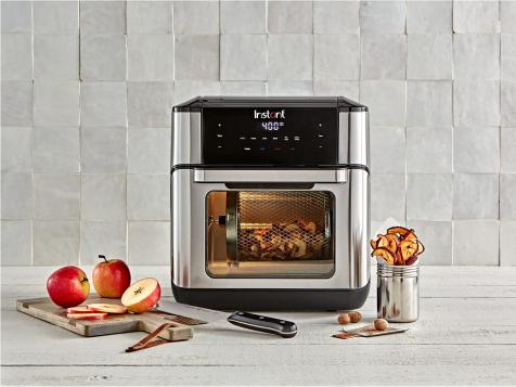 Our Favorite Air Fryer (Plus a Bunch of Other Kitchenware!) Is Currently 30% Off at Macy's
