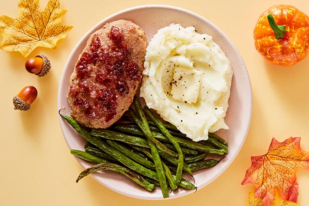 Thanksgiving Meal Kits And Delivery Services 2020 Fn Dish Behind The Scenes Food Trends And Best Recipes Food Network Food Network