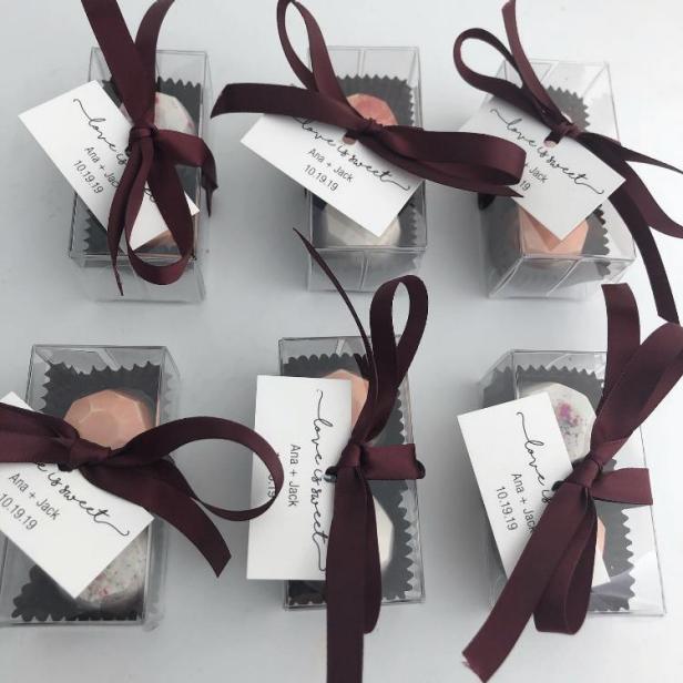 Cheap Wedding Favors Guide For 2023