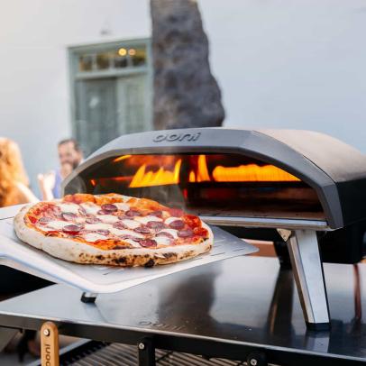 Essential Wood-fired Pizza Oven Accessories
