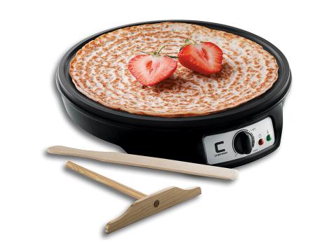 This Electric Crepe Maker Finally Took the Guesswork Out of My Crepes