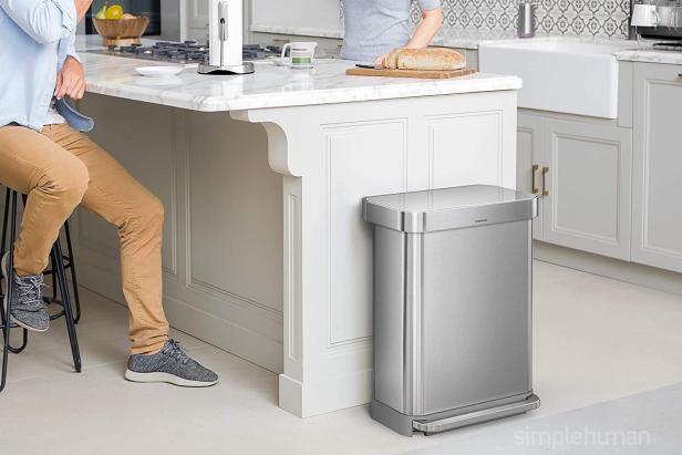 The 5 Best Touchless Trash Cans, What Size Should A Kitchen Trash Can Be