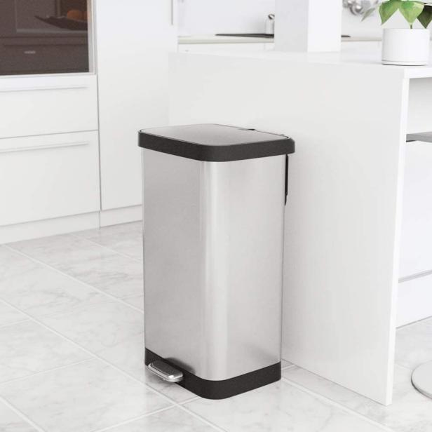 The 5 Best Touchless Trash Cans, How Big Is A Kitchen Trash Can