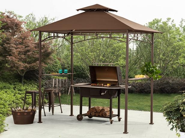 5 Must-Haves for the Backyard Grilling Season, Stylecraft Builders