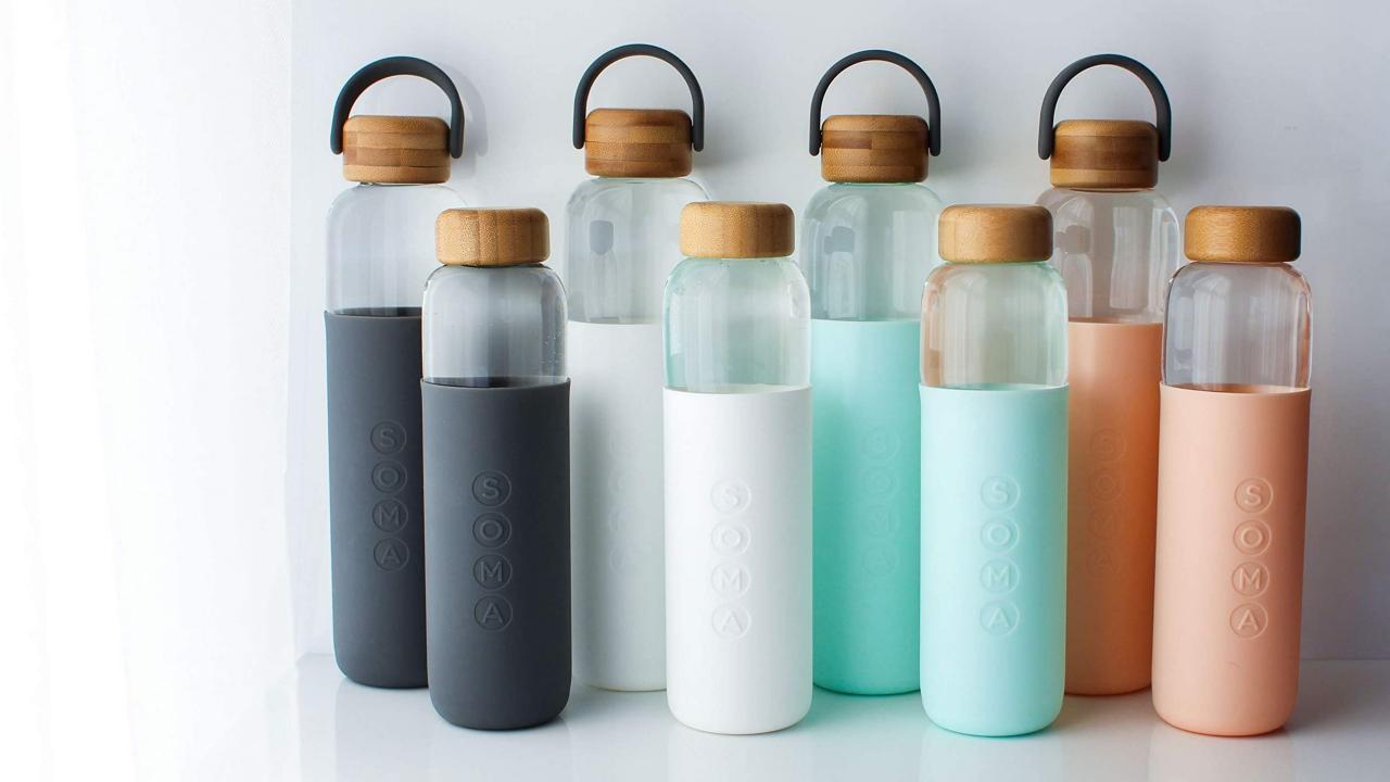 Christmas BPA-Free Plastic Water Bottles - 12 Ct.