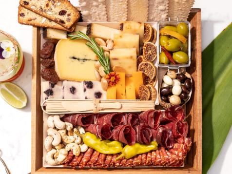 8 Best Charcuterie Boards for Entertaining in 2026