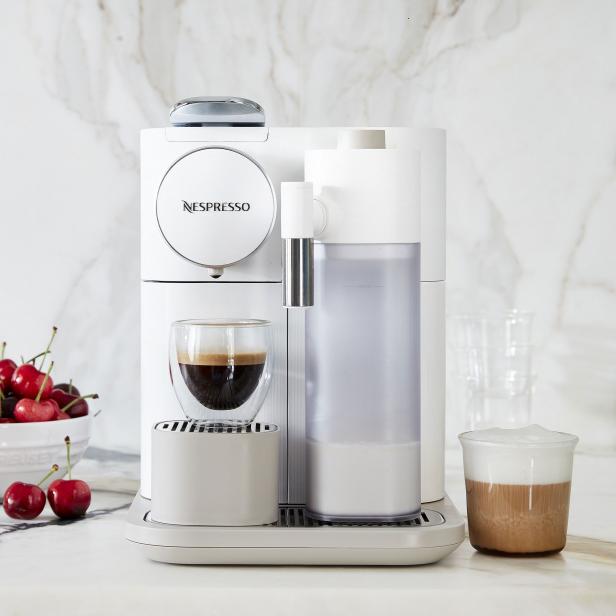 The Philips Espresso Machine Does All the Work for You. It's Down to a  Record Low for Black Friday. - CNET