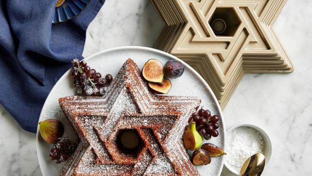 23 Delicious Gifts to Celebrate Hanukkah