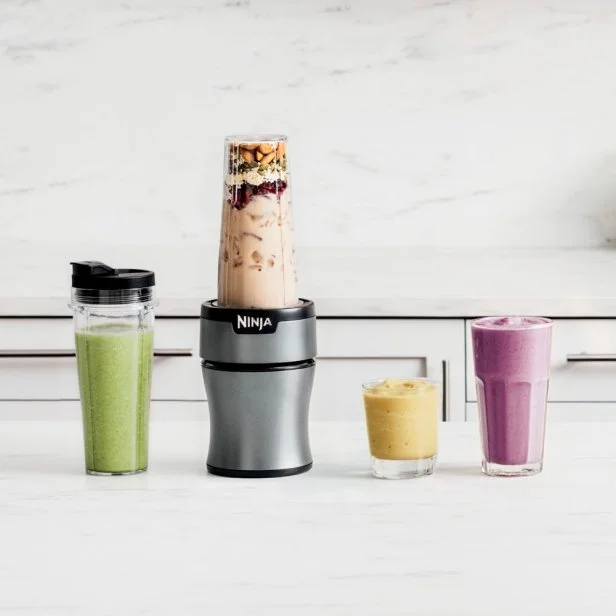 Personal shaker store