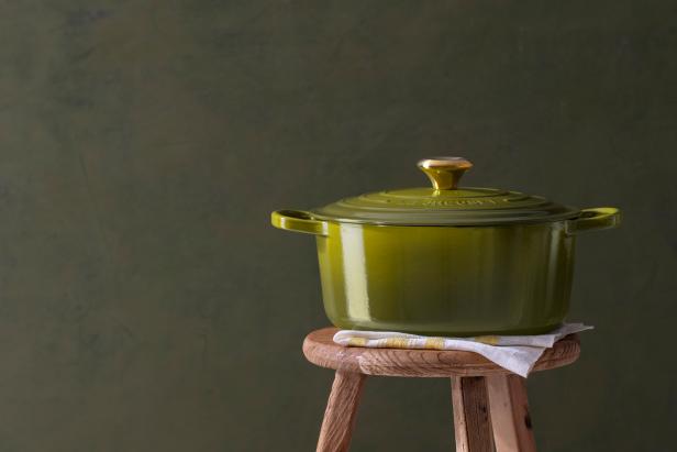 Le Creuset Introduces Cayenne Cookware Colorway