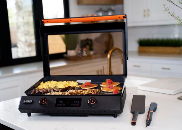 https://food.fnr.sndimg.com/content/dam/images/food/products/2022/4/27/rx_blackstone-tabletop-griddle.jpeg.rend.hgtvcom.616.440.suffix/1651061703478.jpeg