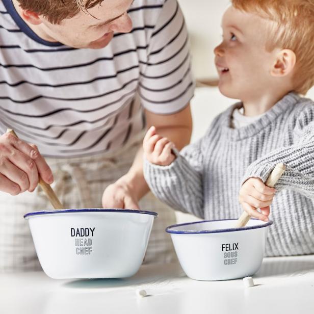 https://food.fnr.sndimg.com/content/dam/images/food/products/2023/10/19/rx_etsy_personalised-daddy-and-me-mixing-bowls.jpeg.rend.hgtvcom.616.616.suffix/1697731384887.jpeg