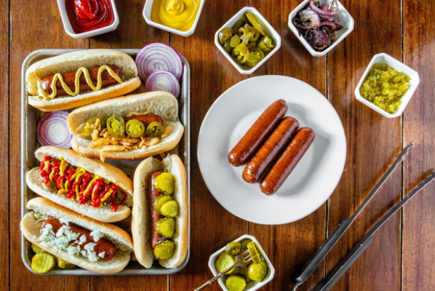 https://food.fnr.sndimg.com/content/dam/images/food/products/2023/10/24/rx_kccattleco_world-famous-wagyu-gourmet-hot-dogs.png.rend.hgtvcom.616.411.suffix/1698161895459.png