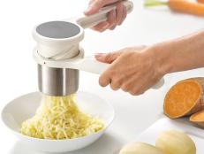 4 Best Liquid Measuring Cups 2023 Reviewed, Shopping : Food Network