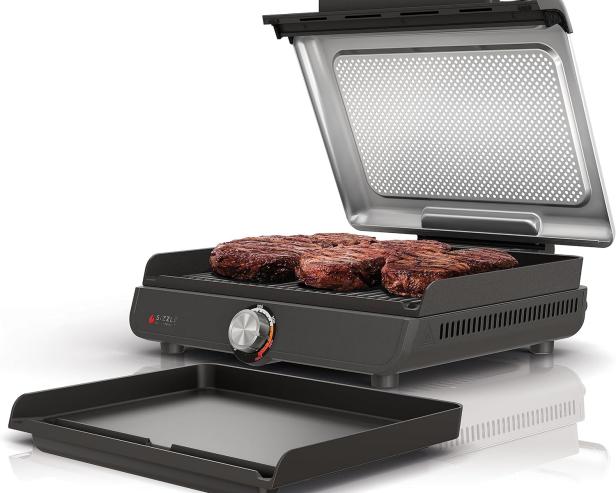 https://food.fnr.sndimg.com/content/dam/images/food/products/2023/11/20/rx_amazon_ninja-sizzle-smokeless-indoor-grill--griddle.jpeg.rend.hgtvcom.616.493.suffix/1700500271480.jpeg