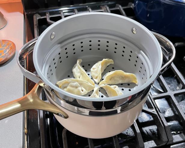 How to Use a Steamer Pot