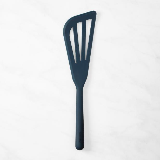 Silicone Fish Spatula - New Orleans School of Cooking
