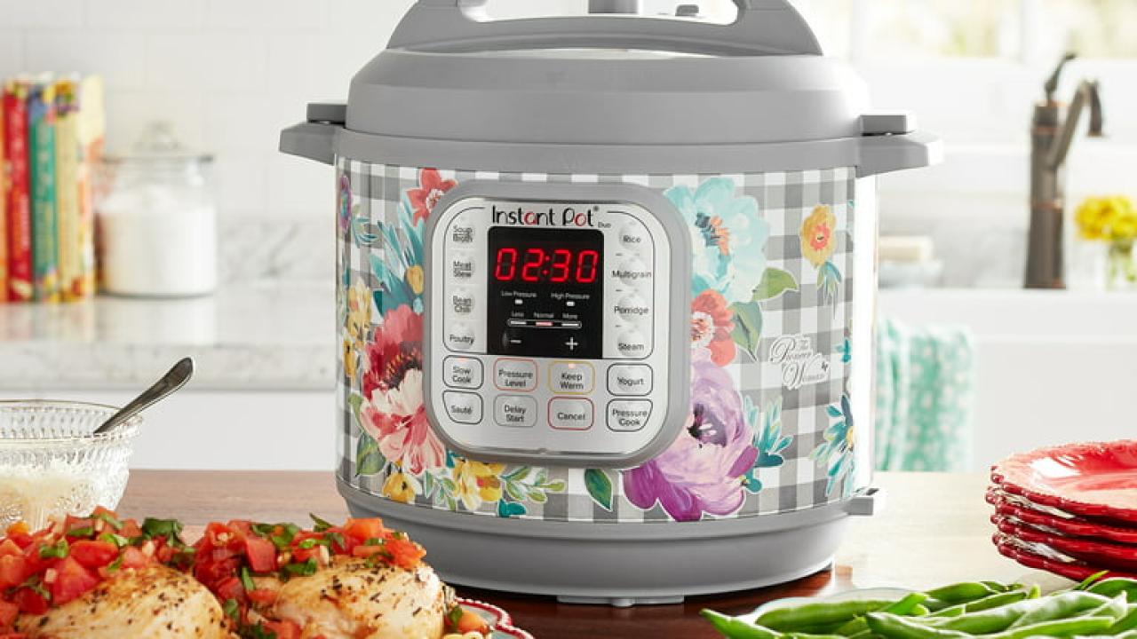 https://food.fnr.sndimg.com/content/dam/images/food/products/2023/7/19/rx_the-pioneer-woman-6-qt-instant-pot-duo-in-sweet-romance-.jpeg.rend.hgtvcom.1280.720.suffix/1689778218391.jpeg