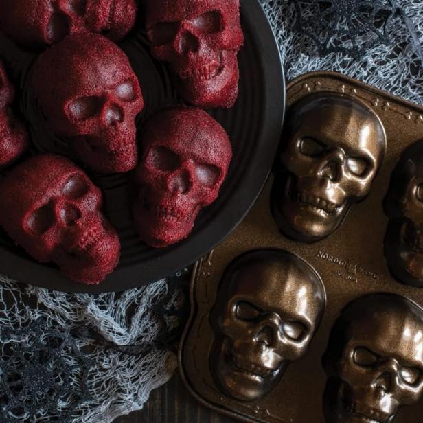 https://food.fnr.sndimg.com/content/dam/images/food/products/2023/9/15/rx_amazon_nordic-ware-haunted-skull-cakelet-pan.jpeg.rend.hgtvcom.616.616.suffix/1694805040158.jpeg