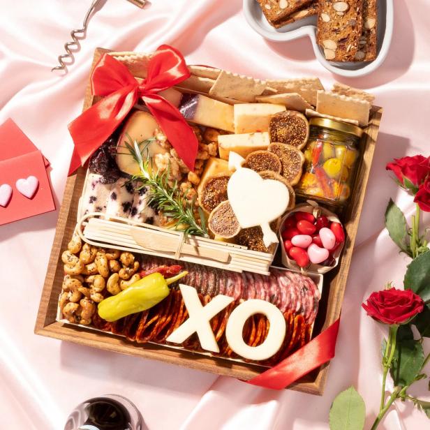 10 Thoughtful Valentine's Day Gifts for Your Wife - Edible® Blog