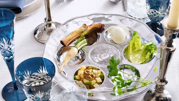 18 Beautiful Seder Plates for Passover