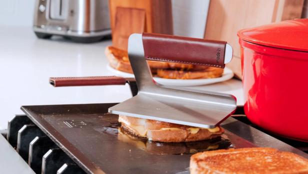 37 Best Gifts for the Man Who Loves Food