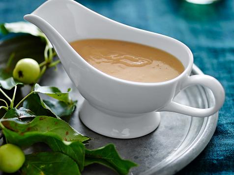 The Best Gravy Bowls for Your Holiday Table, According to Experts