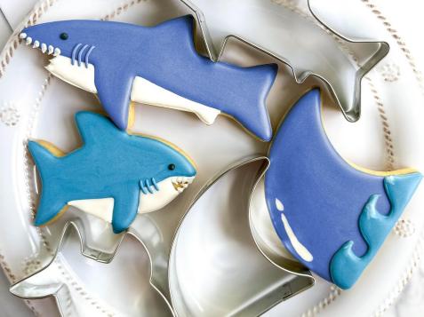 23 Ocean-Themed Essentials to Throw a Shark Week Watch Party