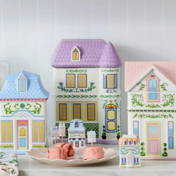 S*a様 The Lenox Spice Village/レノックス スパイスビ Lenox Spice Village Line Expands to Canisters and Plates