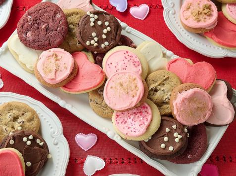 Delightful Valentine's Day Treats You Can Buy Online in Minutes