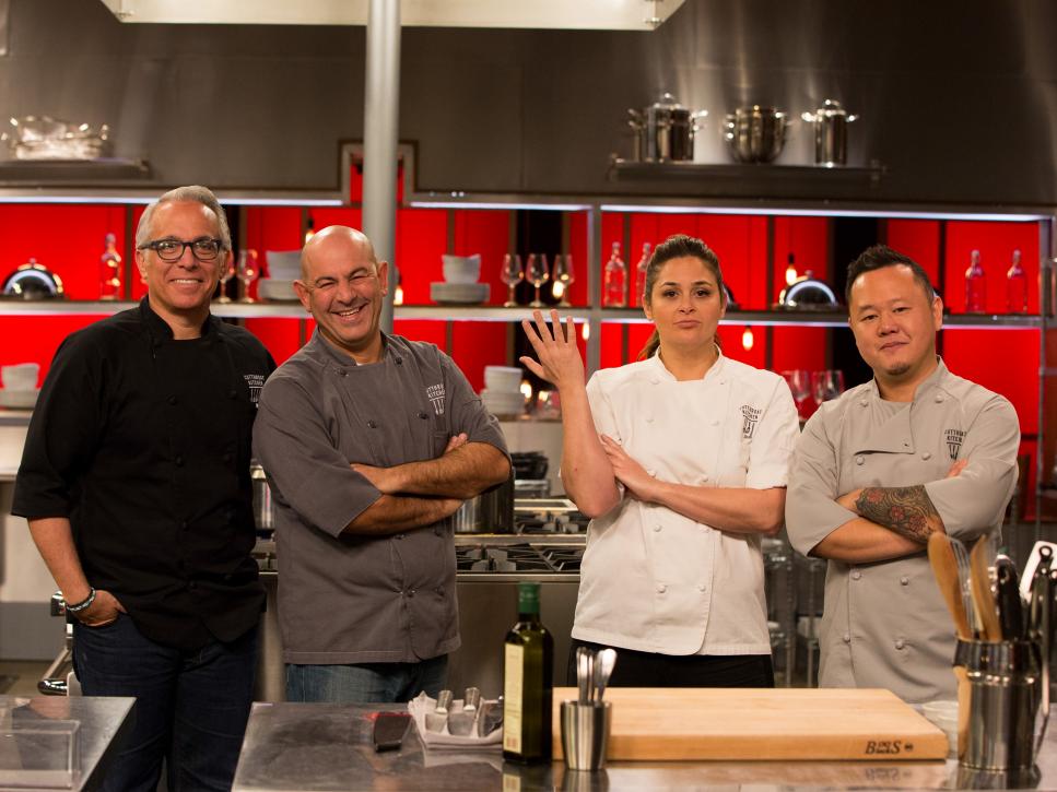 who won judging judges cutthroat kitchen