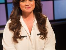 Guest judge Valerie Bertinelli, as seen on Food Network's Chopped Junior, Season 1.