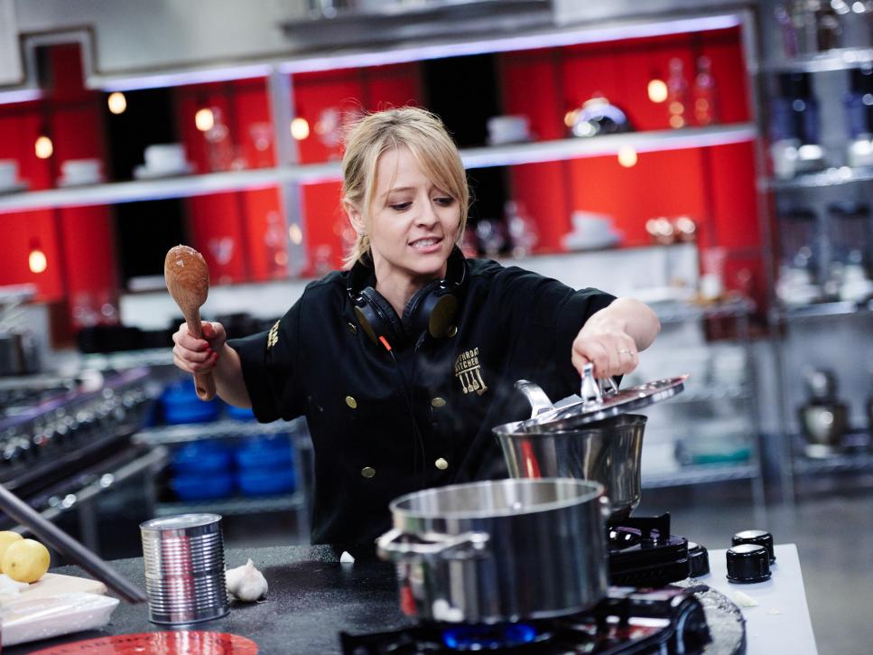 The Most Evilicious Sabotages Seen In The Cutthroat Kitchen Superstar   1446151324457 