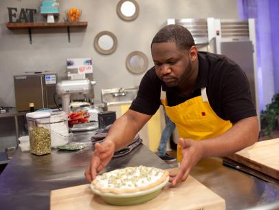 Carlsbad pastry chef to compete on Food Network's 'Spring Baking  Championship' - The San Diego Union-Tribune