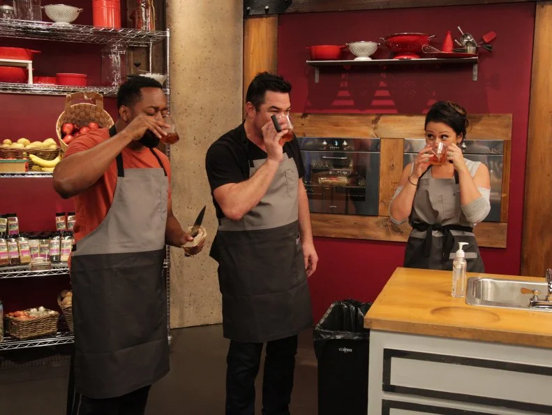 Contestants Dean Kain, JWoww and Jaleel â  Urkelâ   White, in the kitchen, as seen on Food Networkâ  s Worst Cooks in America: Celebrity Edition, Season 7.