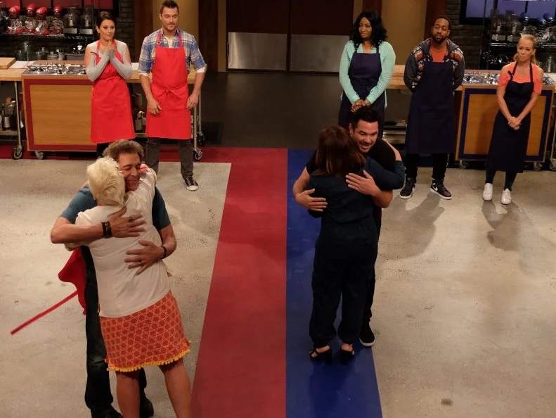 Contestants Barry Williams, Chris Soules, Dean Cain, EllenÂ  Cleghorne, Jaleel â  Urkelâ   White, JWoww, and Kendra Wilkinson with hosts Rachael Ray, and Chef Anne Burrell, as seen on Food Networkâ  s Worst Cooks in America: Celebrity Edition, Season 7.