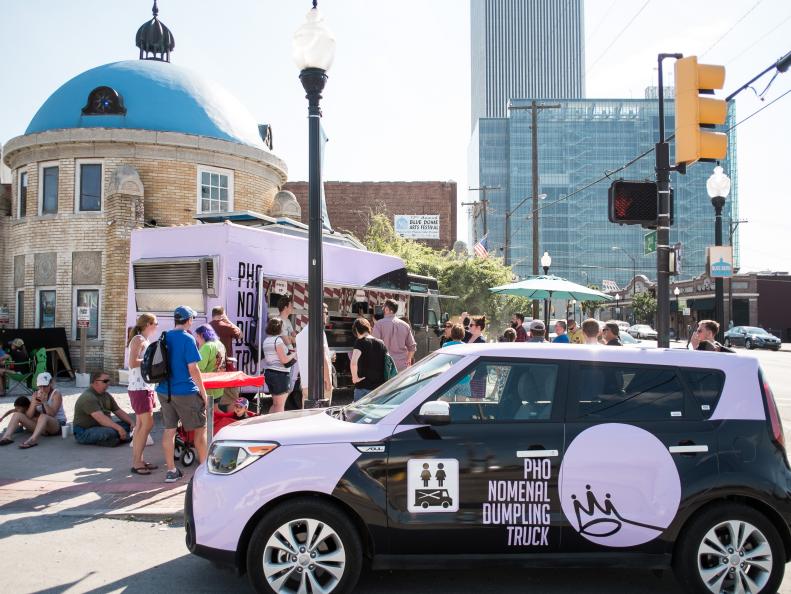 On the Road with The Great Food Truck Race, Season 6 | The Great Food
