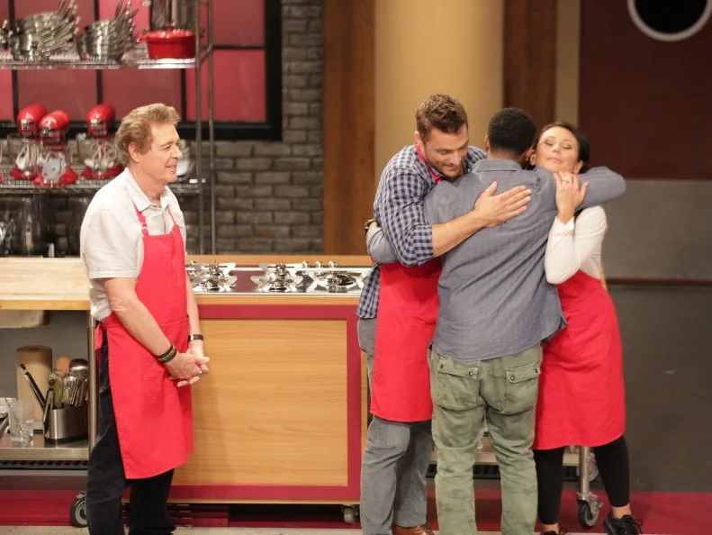 Contestant Barry Williams wins the elimination round against Jaleel â  Urkelâ   White, in the kitchen as seen on Food Networkâ  s Worst Cooks In America: Celebrity Edition, Season 7.
