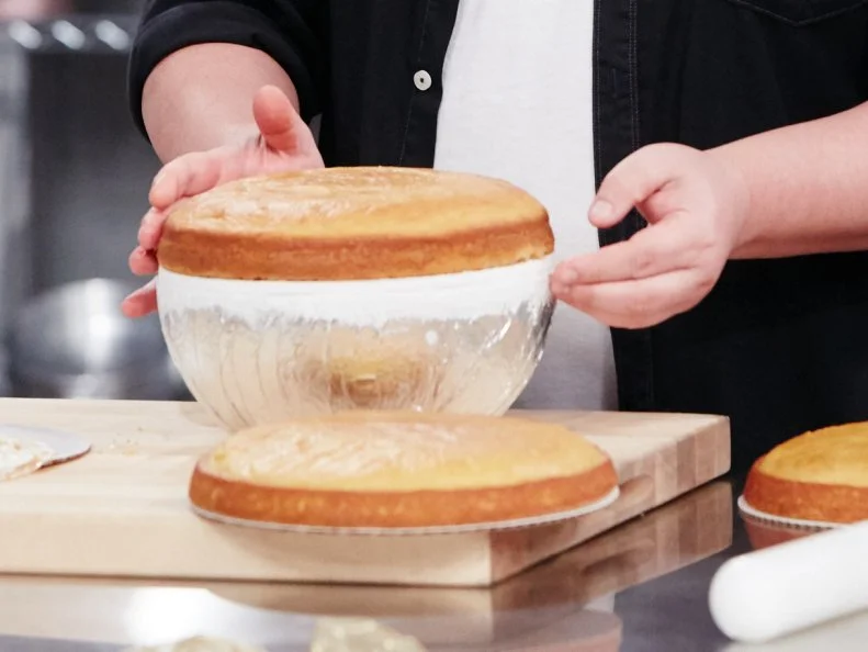 Host Duff Goldman preparing his dish, Snowman, as seen on Food Network's Holiday Baking Championship: Duff's Sweet Spot, Season 3.