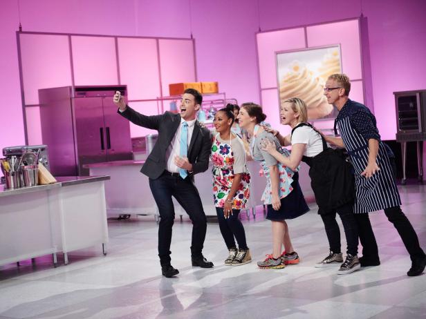 On the Set of the Special Celebrity Episodes of Cupcake On the Set of the Special Celebrity Episodes of Cupcake