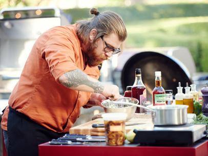 Food Network shows off Winchester resident's baking pan