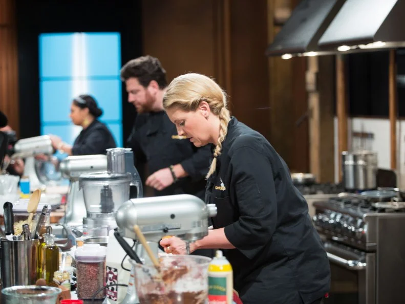 Judges Maneet Chauhan (L), Scott Conant, and Amanda Freitag during the dessert round, Chocolate, as seen on Food Network's Chopped After Hours, Season 32.