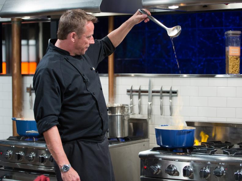 Judge Marc Murphy as he cooks Pasta all Whiskey during the entrŽe round, Whiskey & Wings, as seen on Food Network's Chopped After Hours, Season 32.