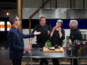 Host Ted Allen (L) with Judges Marc Murphy, Amanda Freitag, and Geoffrey Zakarian during the appetizer round, Dumpling, as seen on Food Network's Chopped After Hours, Season 32.